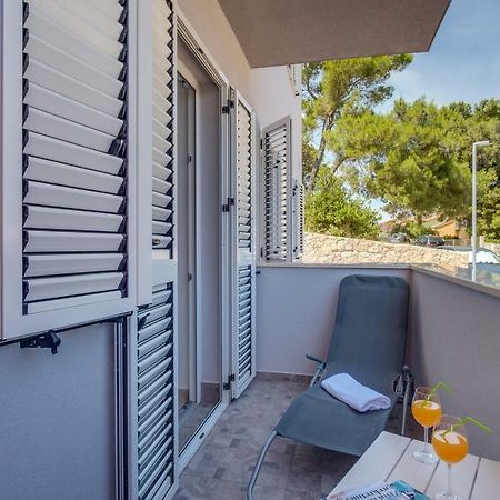 Apartman Filip Mali Losinj Ngoại thất bức ảnh