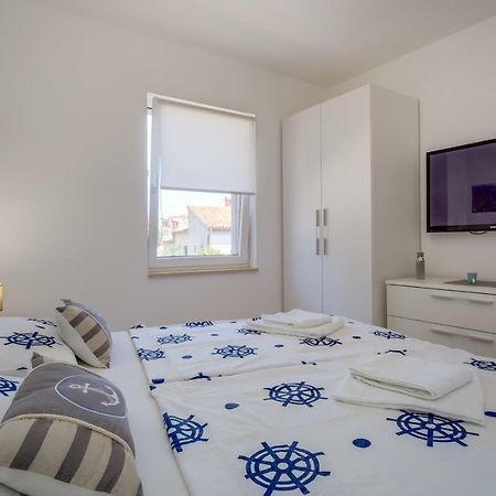 Apartman Filip Mali Losinj Ngoại thất bức ảnh