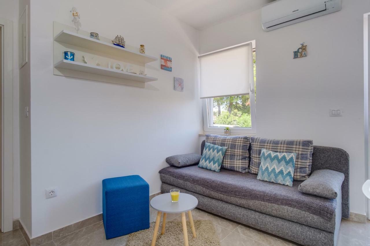 Apartman Filip Mali Losinj Ngoại thất bức ảnh