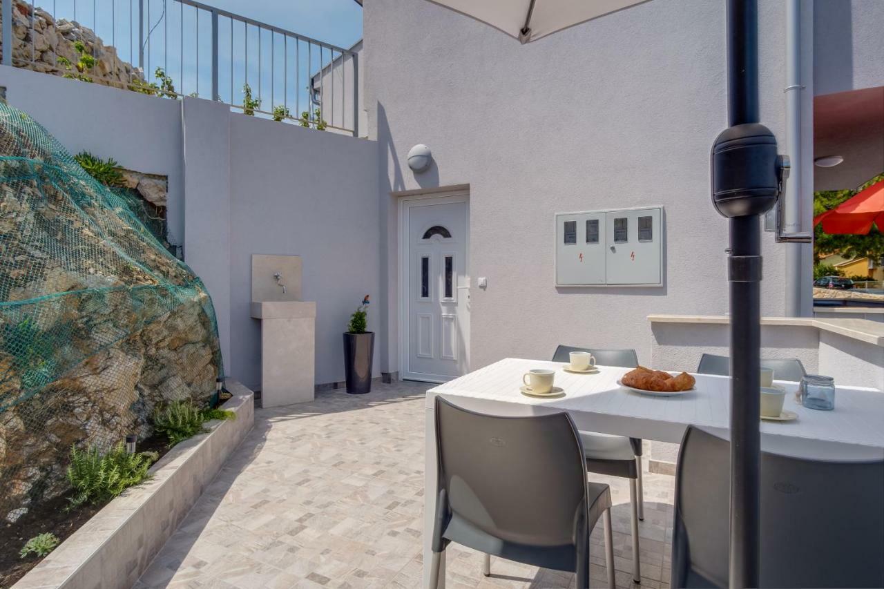 Apartman Filip Mali Losinj Ngoại thất bức ảnh