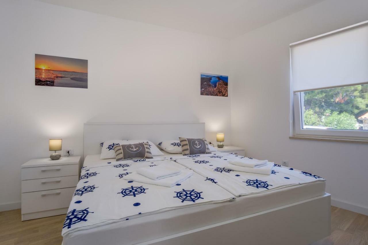 Apartman Filip Mali Losinj Ngoại thất bức ảnh